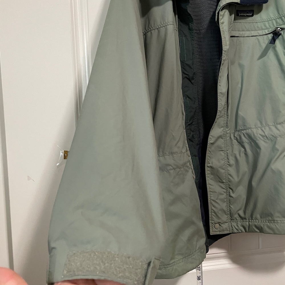 Patagonia Men's Green Jacket - Picture 6 of 12